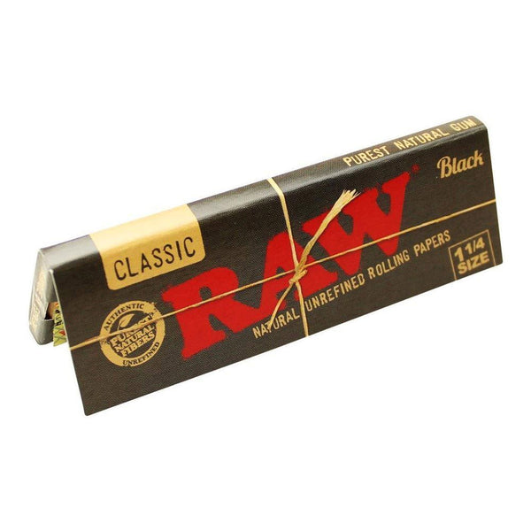 RAW Black Classic 1 1/4 Rolling Paper | Shisha Glass